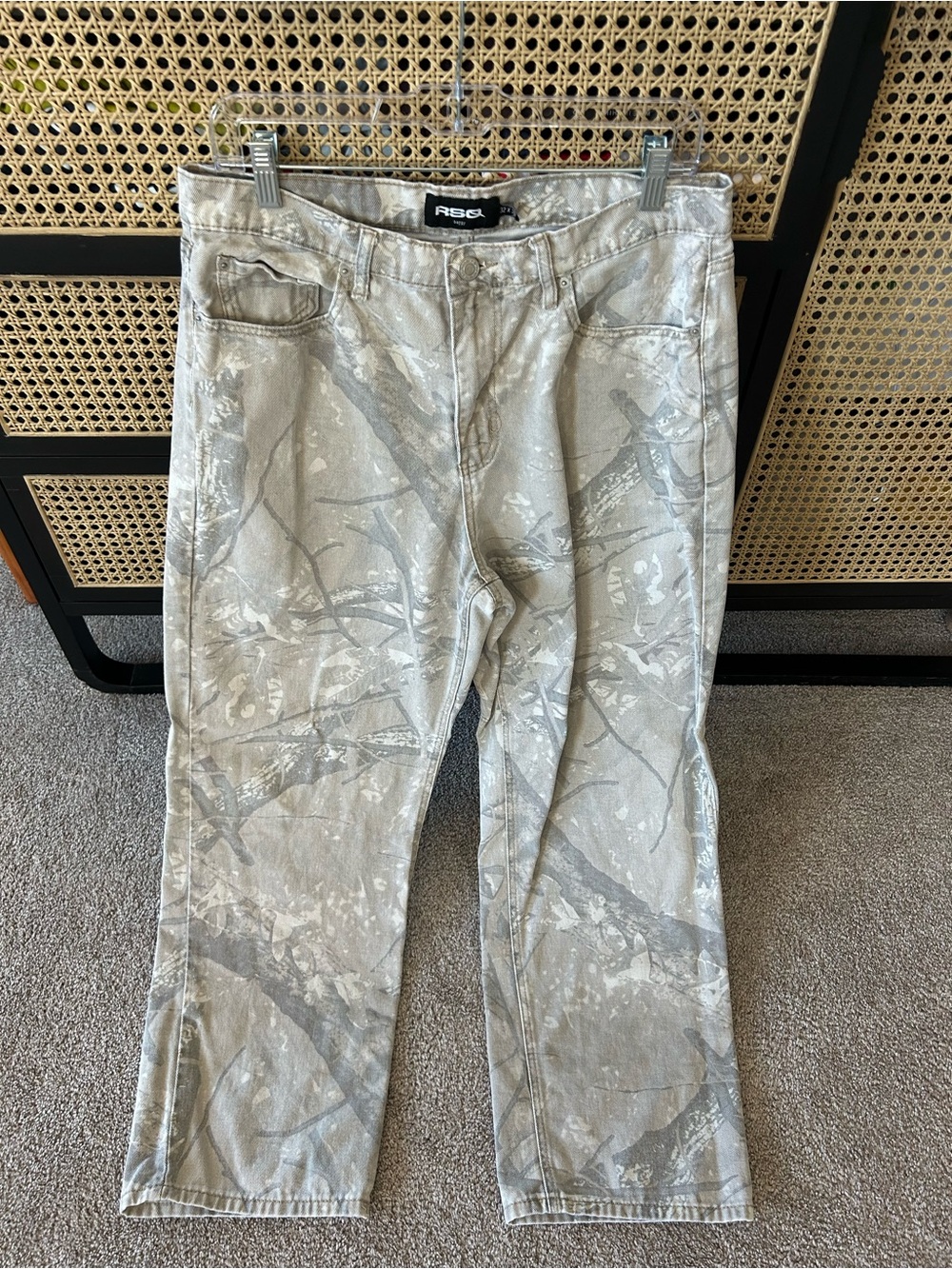 RSQ Men's Gray Camouflage-Print Relaxed Jeans Like New